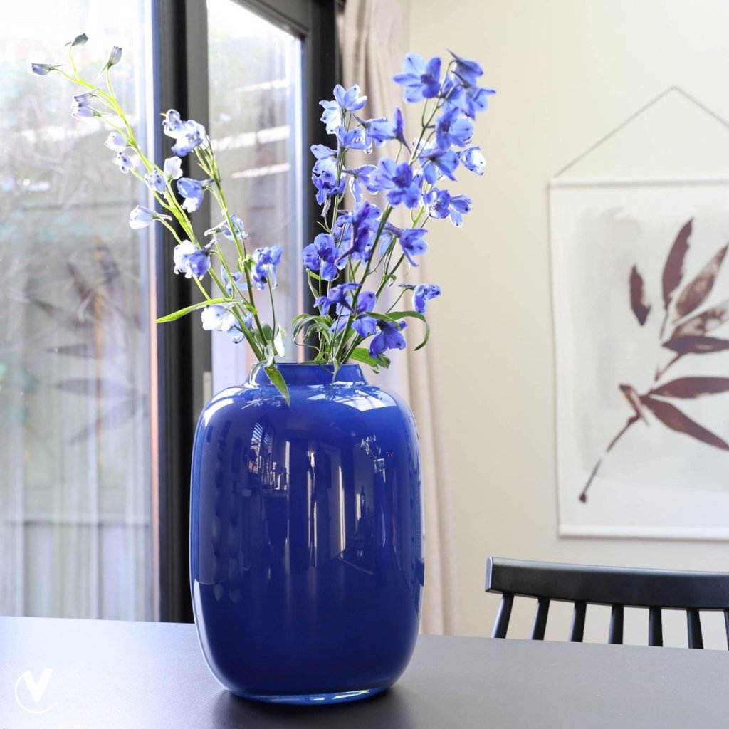 Artic bright blue vaas Vase the World - mrshomeandgarden