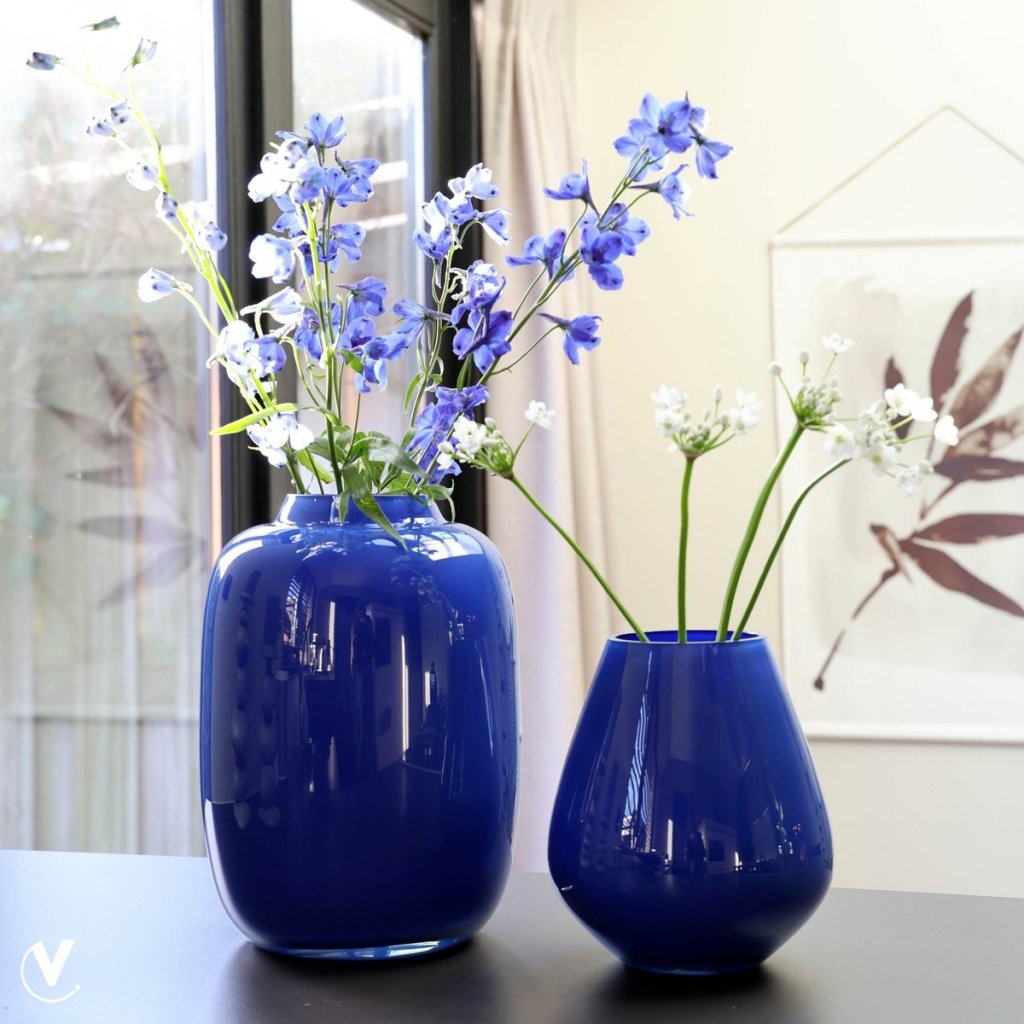 Artic bright blue vaas Vase the World - mrshomeandgarden