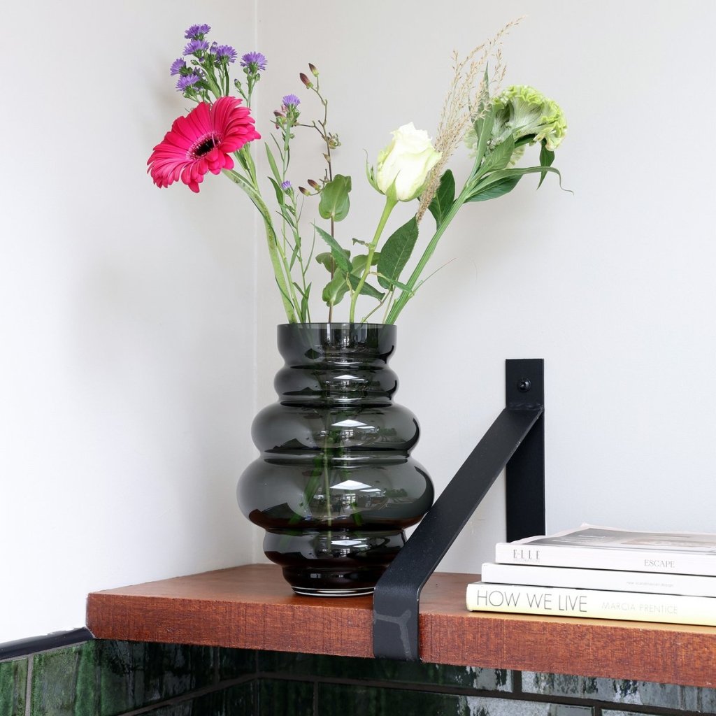 Maputo vaas grey Vase the World - mrshomeandgarden