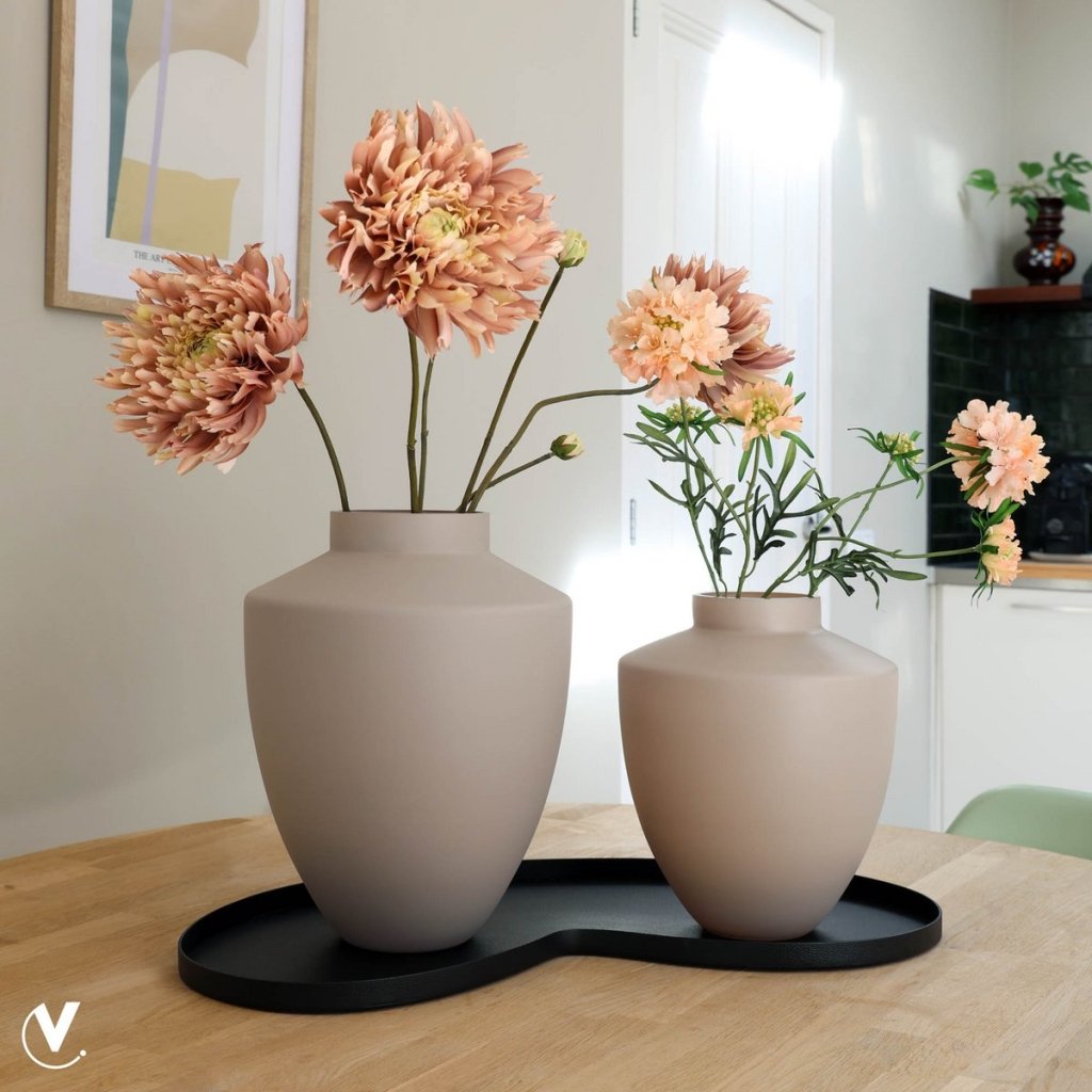 Dienblad Villeta black Vase the World - mrshomeandgarden