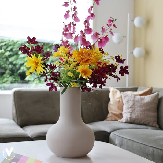 Vaas Seim matte ivory Vase the World - mrshomeandgarden
